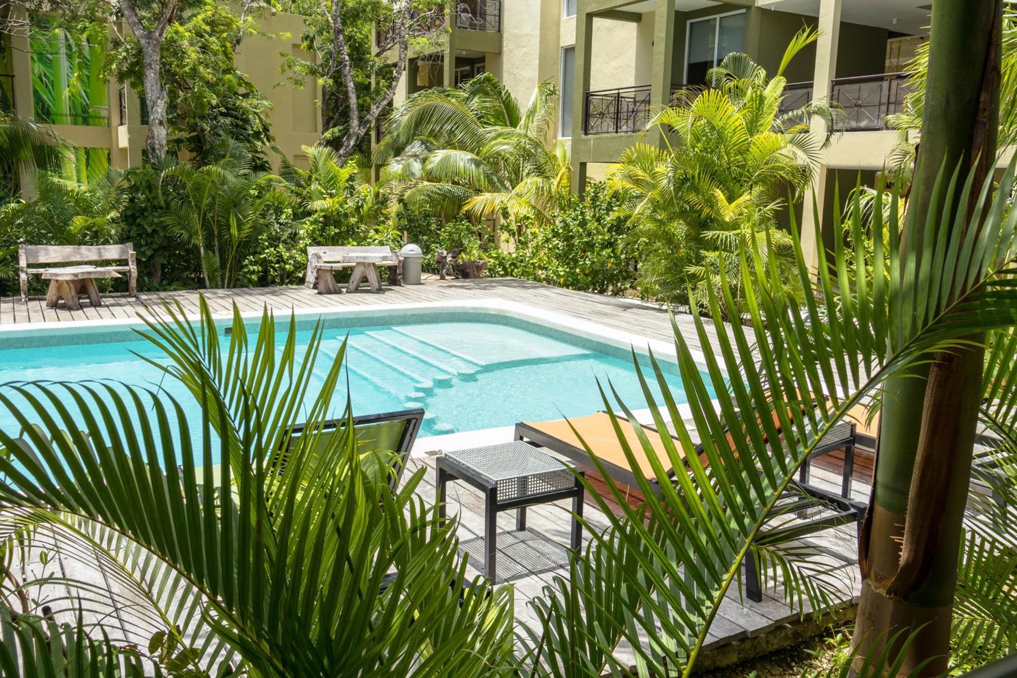 Lol-Ha Hotel Boutique Cancun Exterior photo